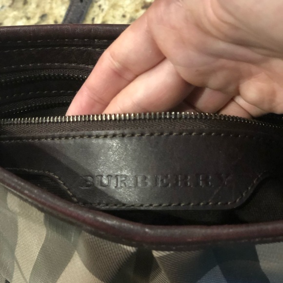 Burberry Crossbody - Picture 4 of 4